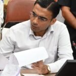 बैंक ऋण बीमा धोखाधड़ी करने वाले बैंको को पर जिला प्रशासन का प्रहार जारी