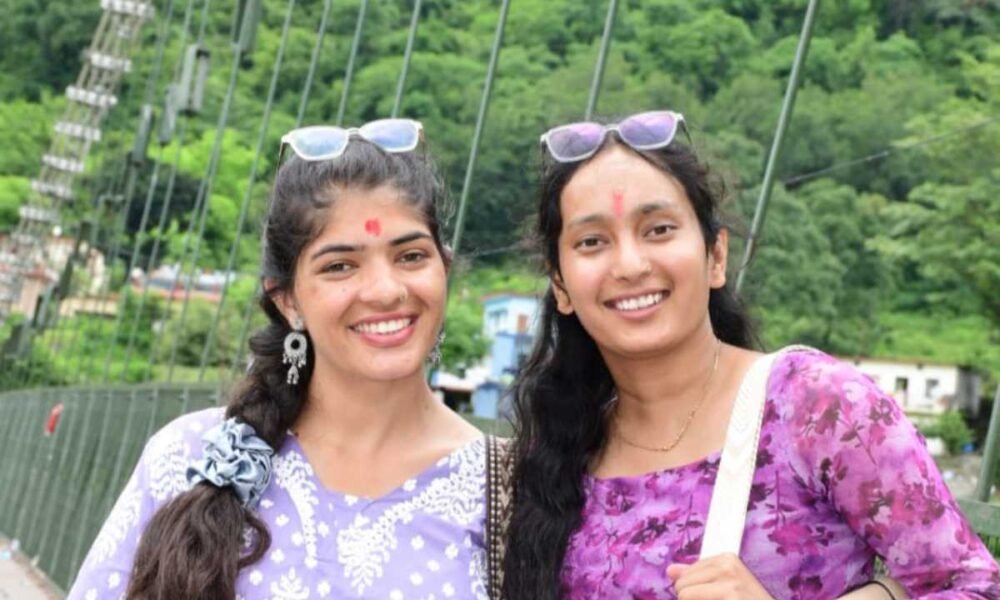 वनस्पति विज्ञान विभाग की छात्रा अवंतिका परमार ने  सी एस आई आर नेट जे आर एफ की परीक्षा उत्तीर्ण की