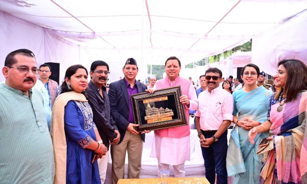 मुख्यमंत्री धामी ने उत्तरांचल प्रेस क्लब में आयोजित दीपावली महोत्सव में प्रतिभाग किया…