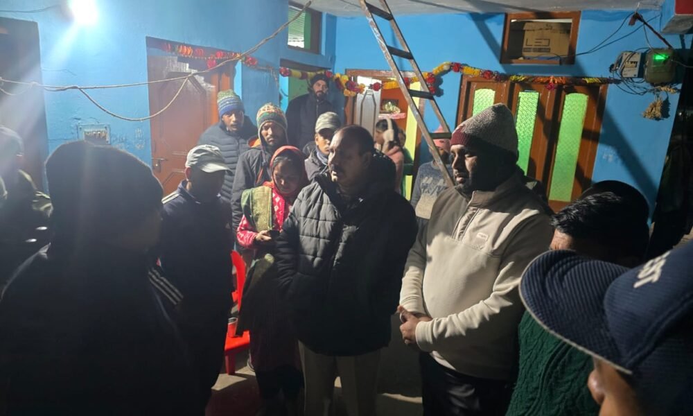 रामपुर (न्यालसू) में भालू के हमले पर जिला प्रशासन की त्वरित कार्रवाई